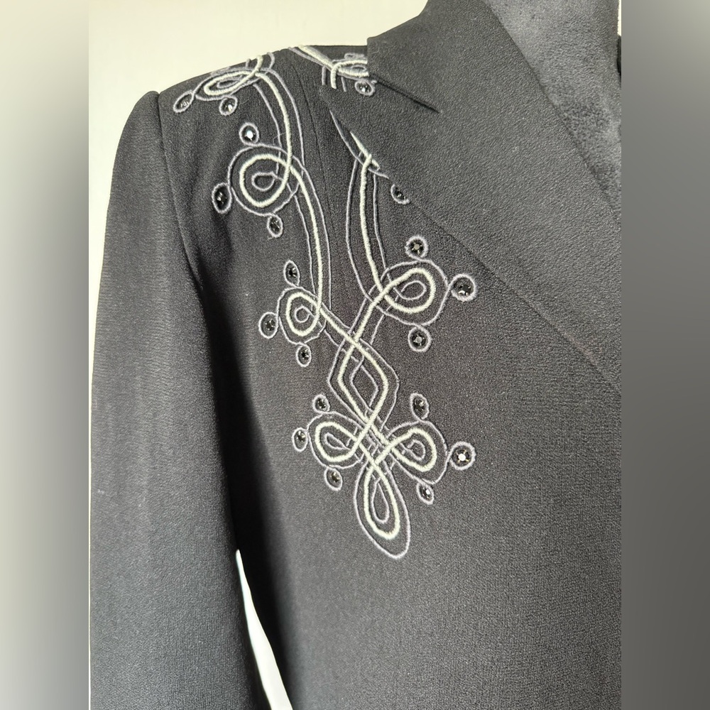 Embroidered Black Blazer - Picture 2 of 9